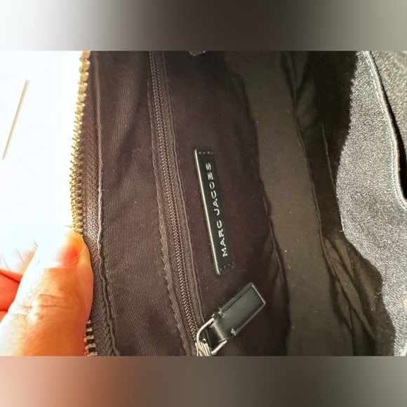 Marc Jacobs Remix Leather Canvas Small Shoulder Hobo Crossbody Bag In Natural - Picture 8 of 10